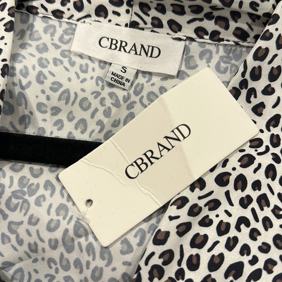 NWT:Leopard print bodysuit. SZ Small - Picture 4 of 4